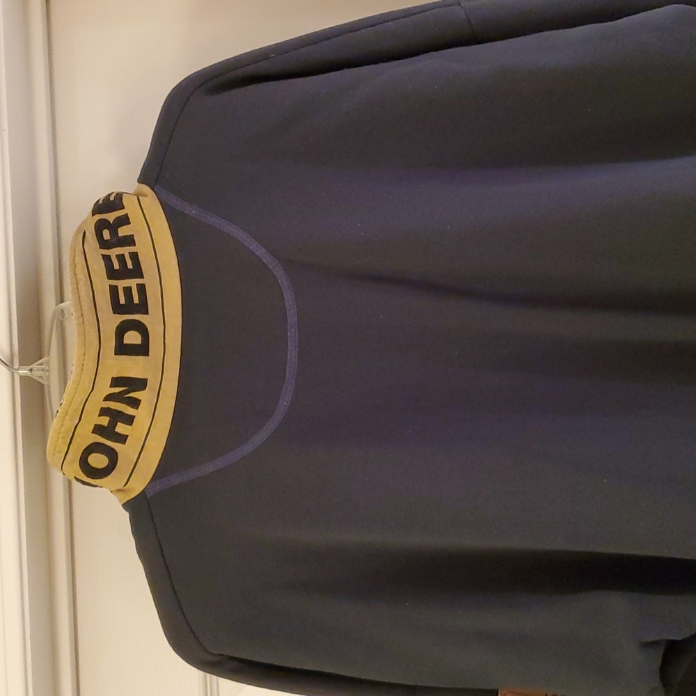 Johndeere pullover - Picture 4 of 4